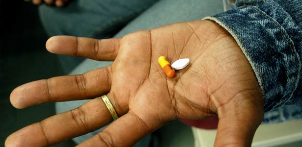 6529-global-fund-takes-action-reduce-cost-viral-load-test-615x300.jpg
